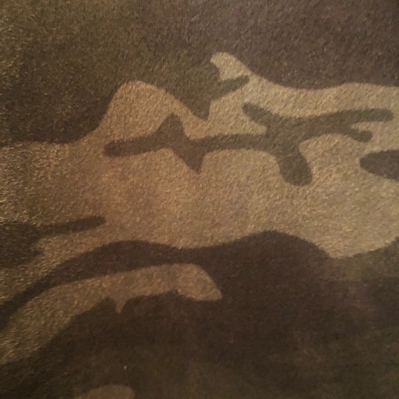 Sanctuary Faux Suede Camo Moto Jacket Full Zip Pockets Green Black Soft and Cozy - Picture 9 of 10